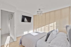 Photo 31- click for photo gallery